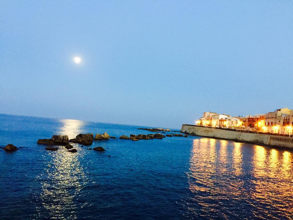 B&B Ortigia Sea View Syracuse Bagian luar foto