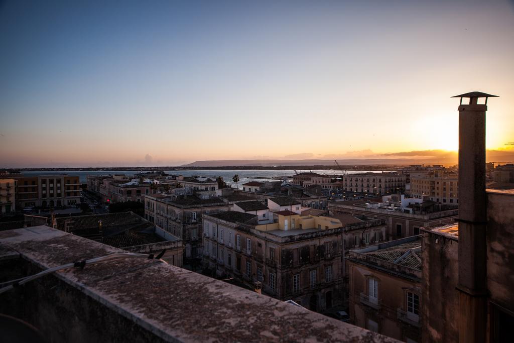 B&B Ortigia Sea View Syracuse Bagian luar foto